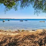 بيت للعطل Acqua Chiara Beachfront