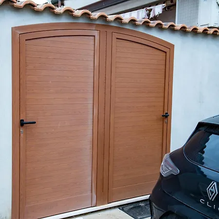 Acqua Chiara Beachfront Holiday home
